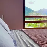 Historic Mountain House With Views Of Marina And Sea